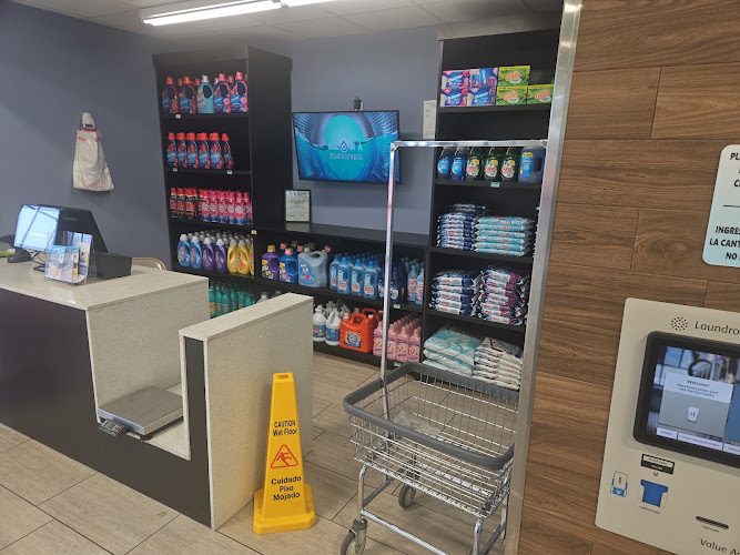 Aroma Washateria in Houston