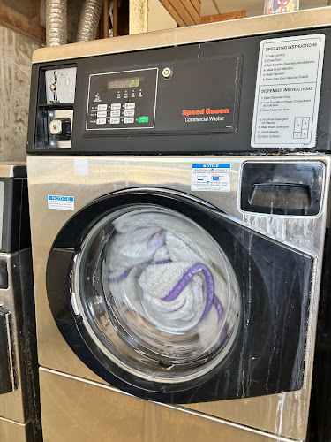Briarcrest Washateria & Wash in Bryan