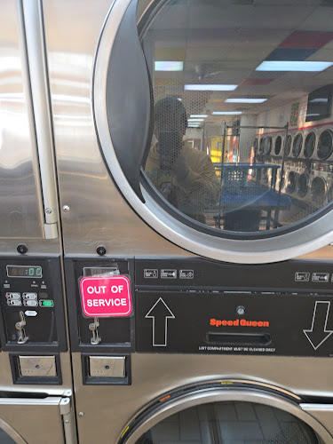 Bubbles Laundromat in Mission