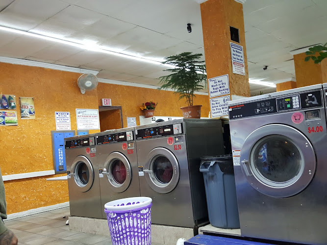 Busters Coin Laundry in Fort Worth