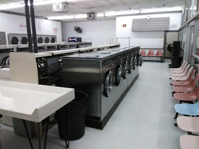 Clothing Care Center in Laredo