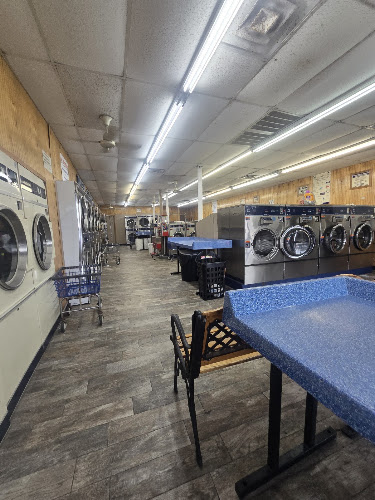 Coin Laundry in DeSoto