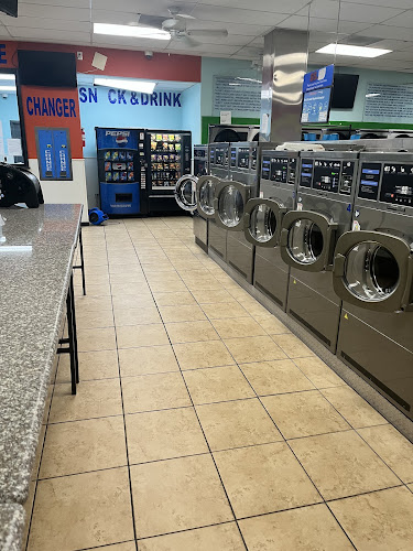 Express Washateria in Houston