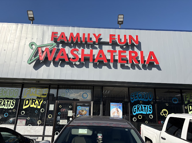 Family Fun Washateria in Houston
