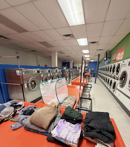 Fresh and Clean Laundromat in El Paso