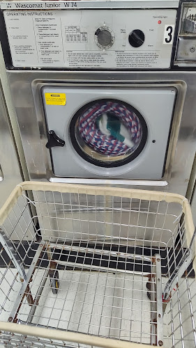 H B Washateria Inc in Houston