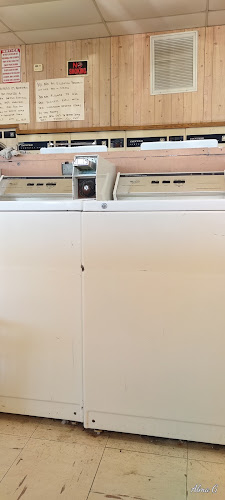 Halls Laundromat in Mission
