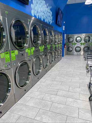 Happy Laundry Hub in Dallas
