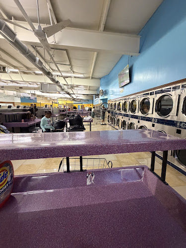 LAL Wash and Dry in Garland