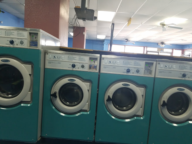 Laundry Triple Eee in San Antonio