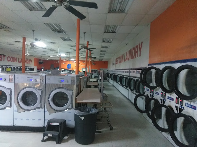 Marketplace Coin Laundry in Dallas