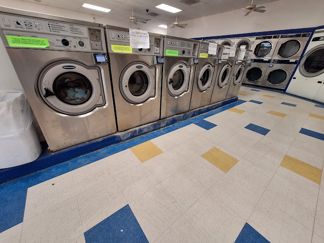 Pecos Street Car Wash & Laundry in San Angelo