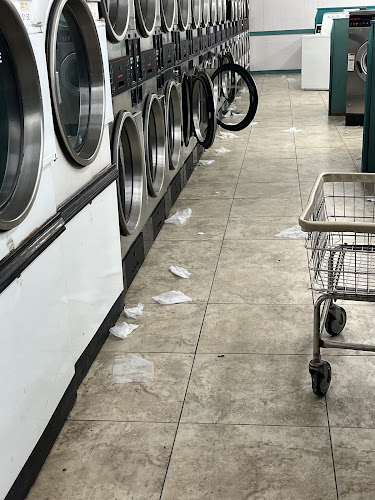 Quik Trip Laundry in Ingleside