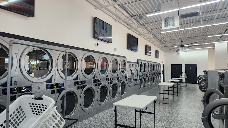 Red Bird Laundry Center in Dallas