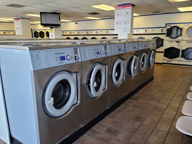 Rockhill Washateria in Houston