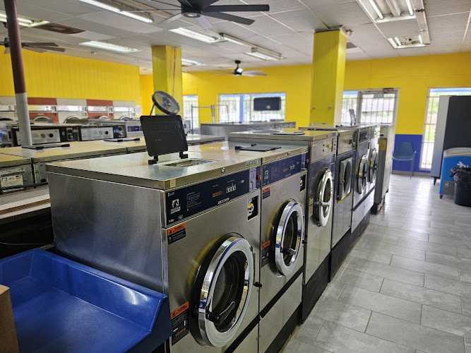 Rosemel Washateria in Houston
