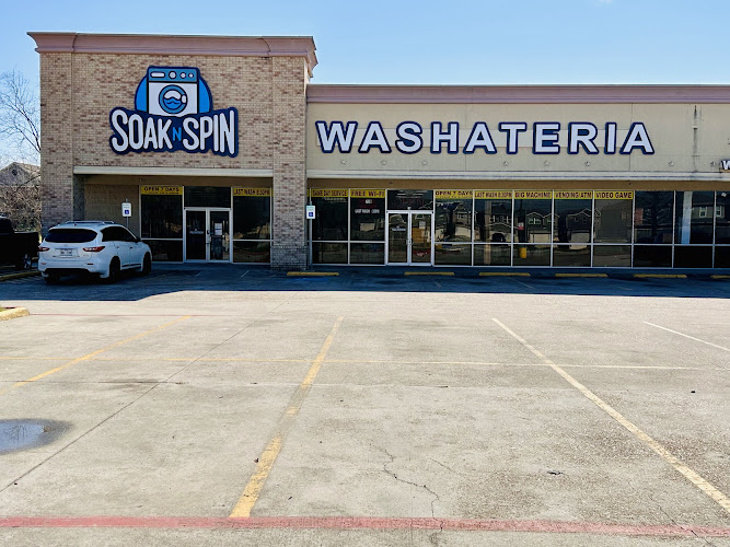 Soak n Spin Washateria in Houston
