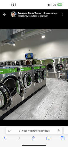 Sol Washateria in South Houston