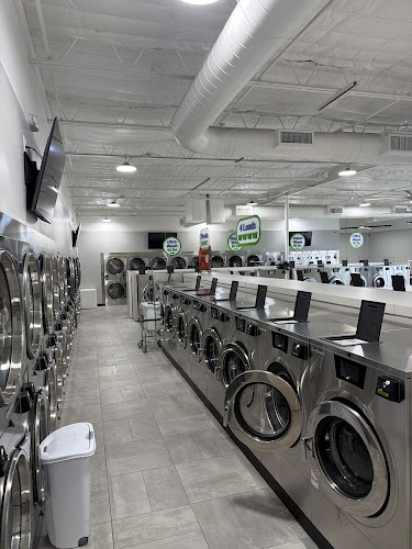 SpinXpress Laundry in Aransas Pass