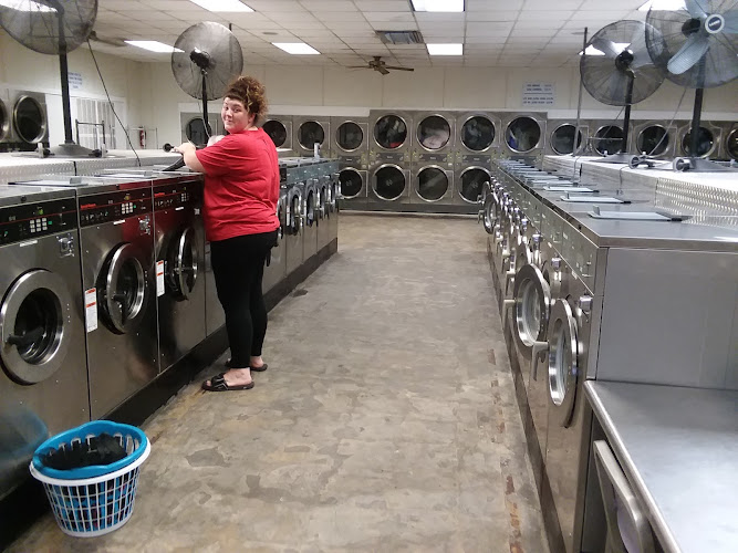 Super Clean Coin Laundry in Waco