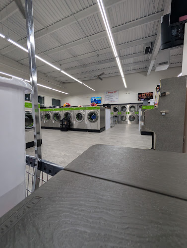Wash-N-Dry Lavanderia in Arlington