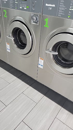 Washateria Wash & Fold in Bacliff