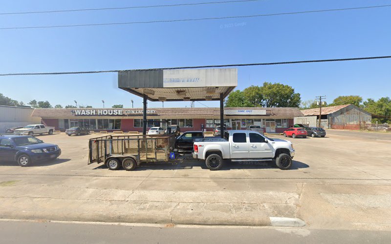 Washhouse Wasteria in Beaumont