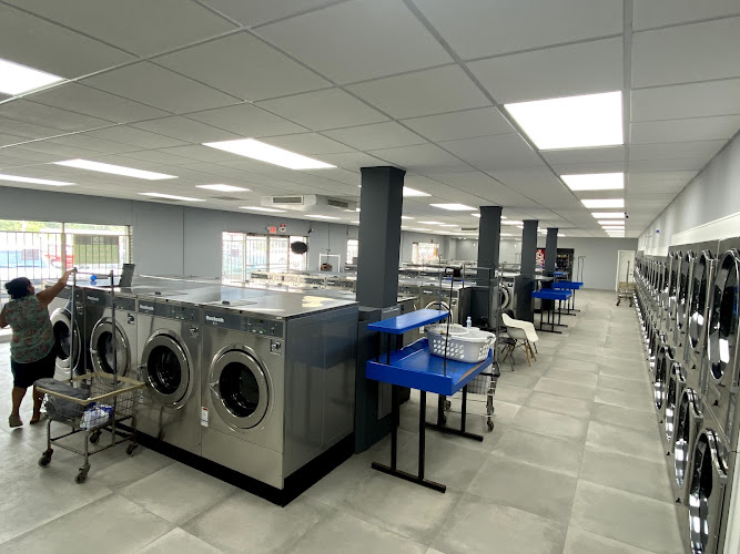 WoW Washateria in Houston