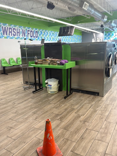 Xpress Washateria in Klein